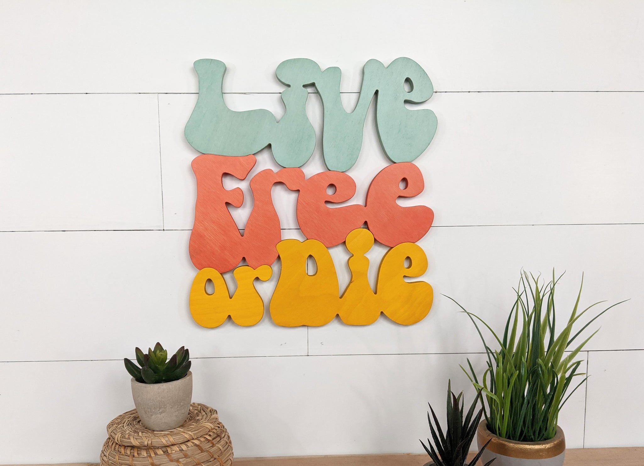 Live Free or Die Groovy Font