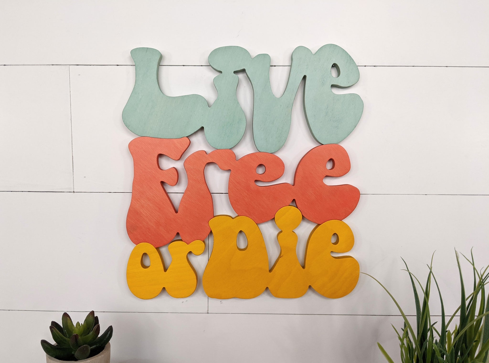 Live Free or Die Groovy Font