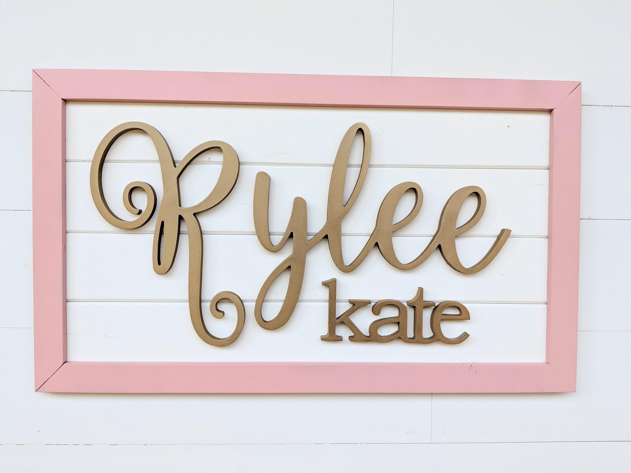 Name Sign - Saylor Rayne Style